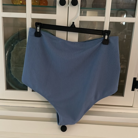 Kortni Jeane swim ruffle front bottoms XL - Picture 3 of 5